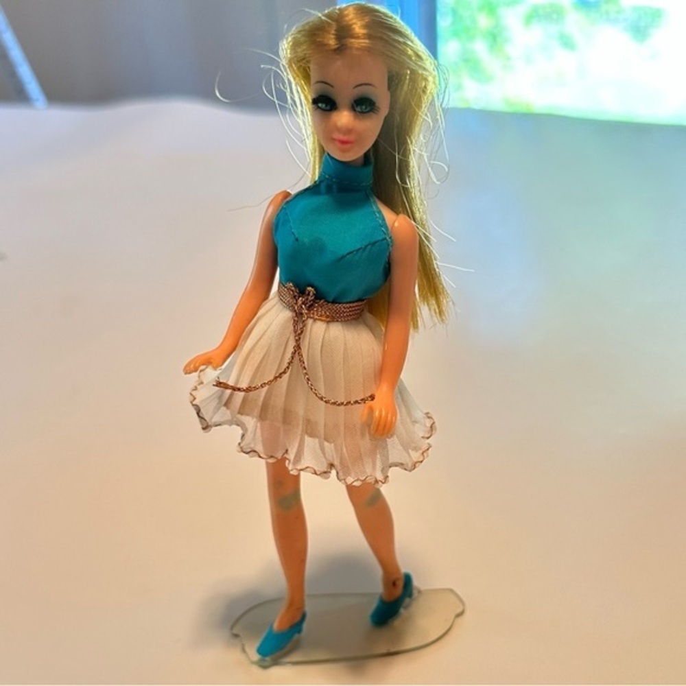 Vintage 1970’s Topper Dawn Doll With Dress Shoes Stand Hanger Panties